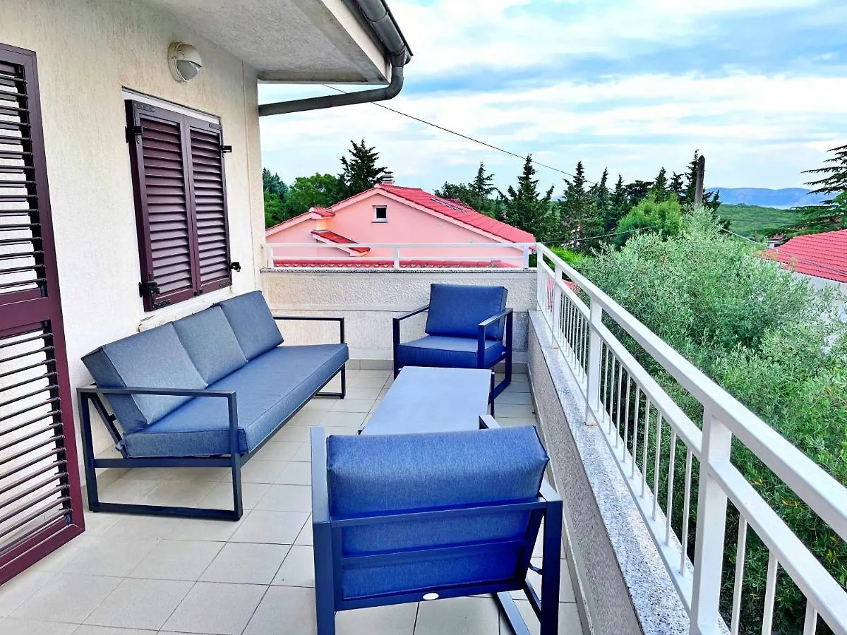 Adria Holiday Home Pinezici  0*, Pinezici (Krk)