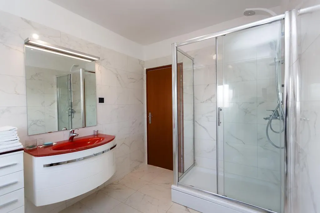 Adria Holiday Home Pinezici  Croatia