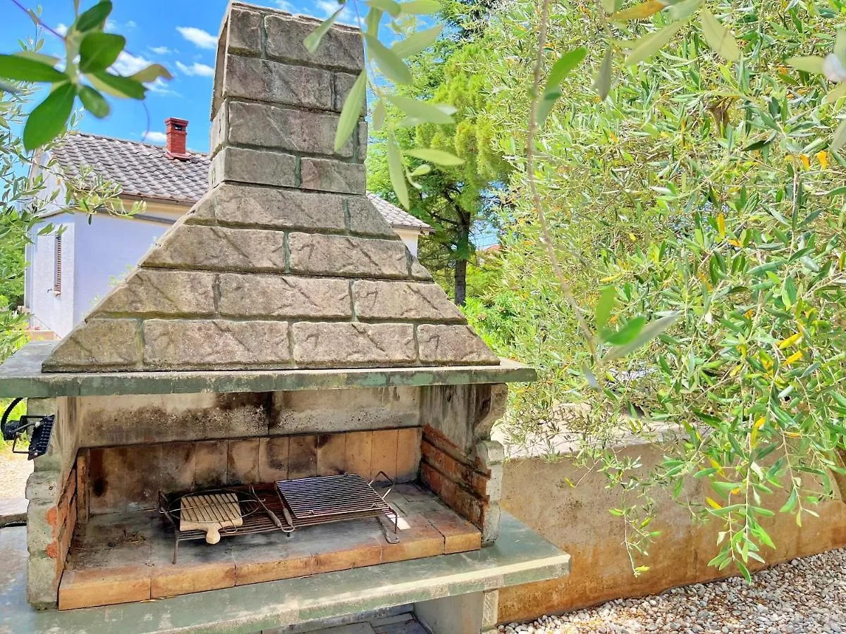 Adria Holiday Home Pinezići